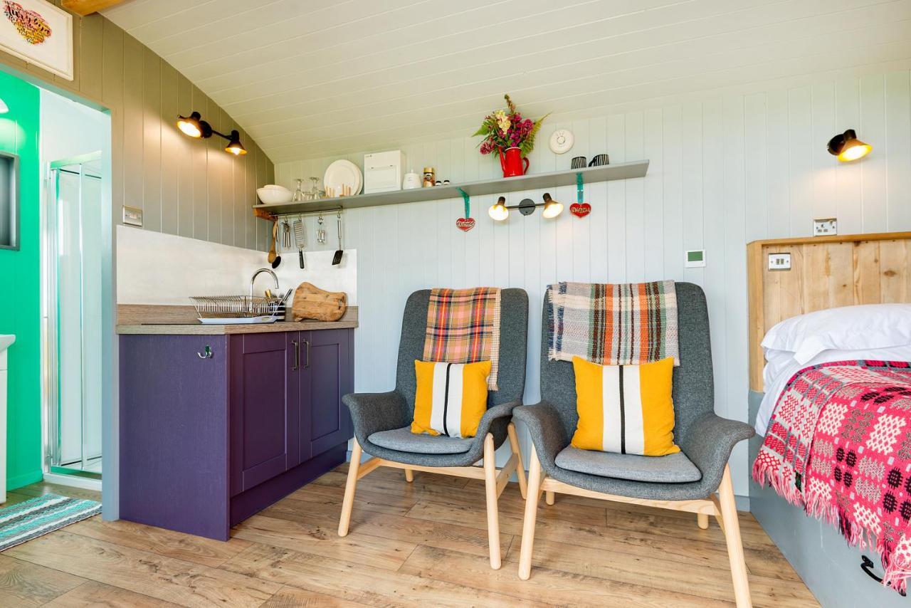 The Big Cwtch Shepherd'S Hut Kidwelly المظهر الخارجي الصورة